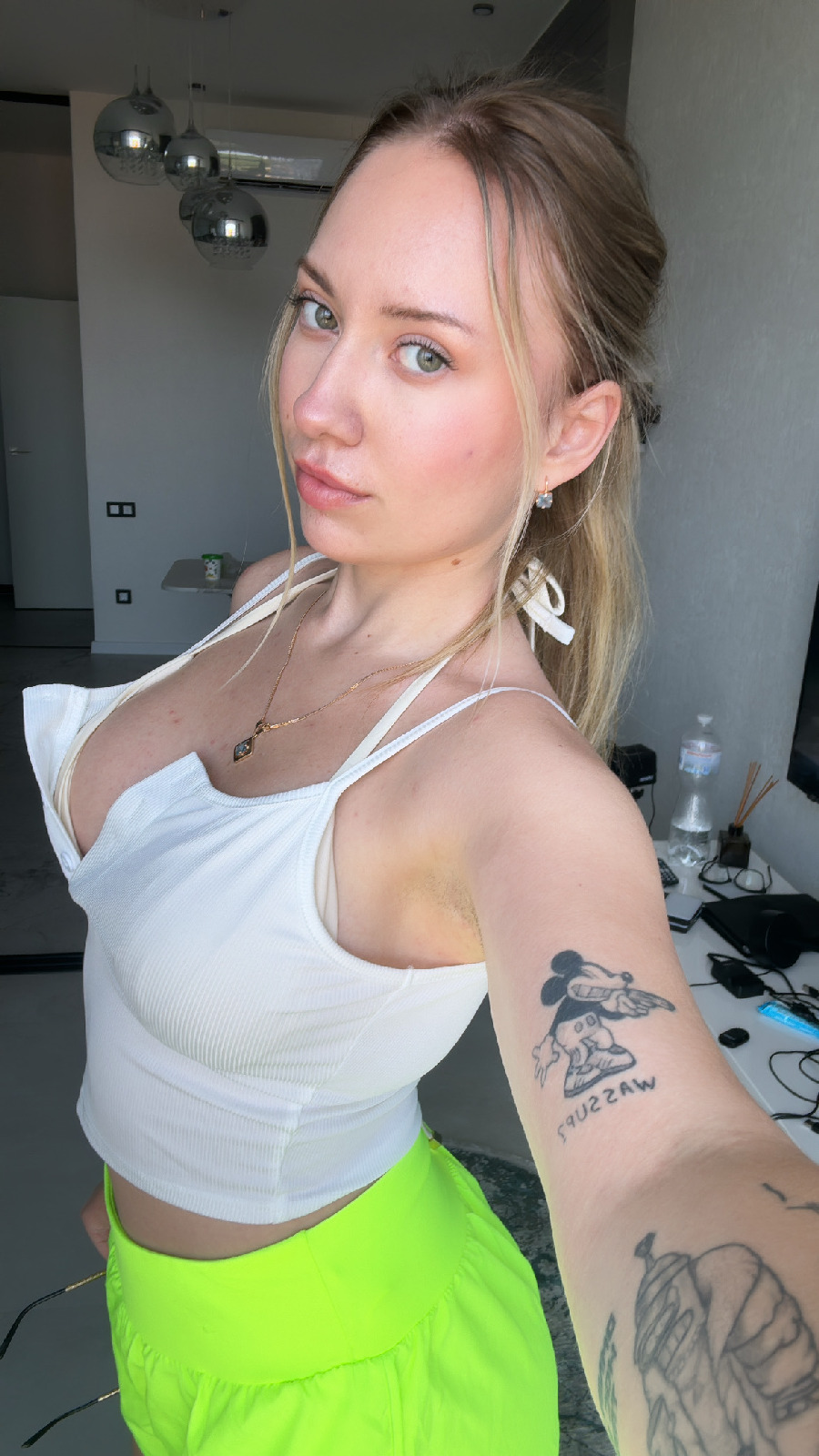 KateV in her underwear in Toronto