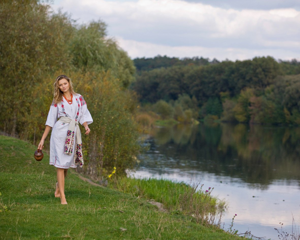 Nude girl Slavic women in Toronto