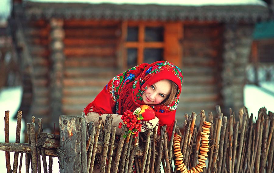 Sexy girl Women in Slavic costumes in Toronto