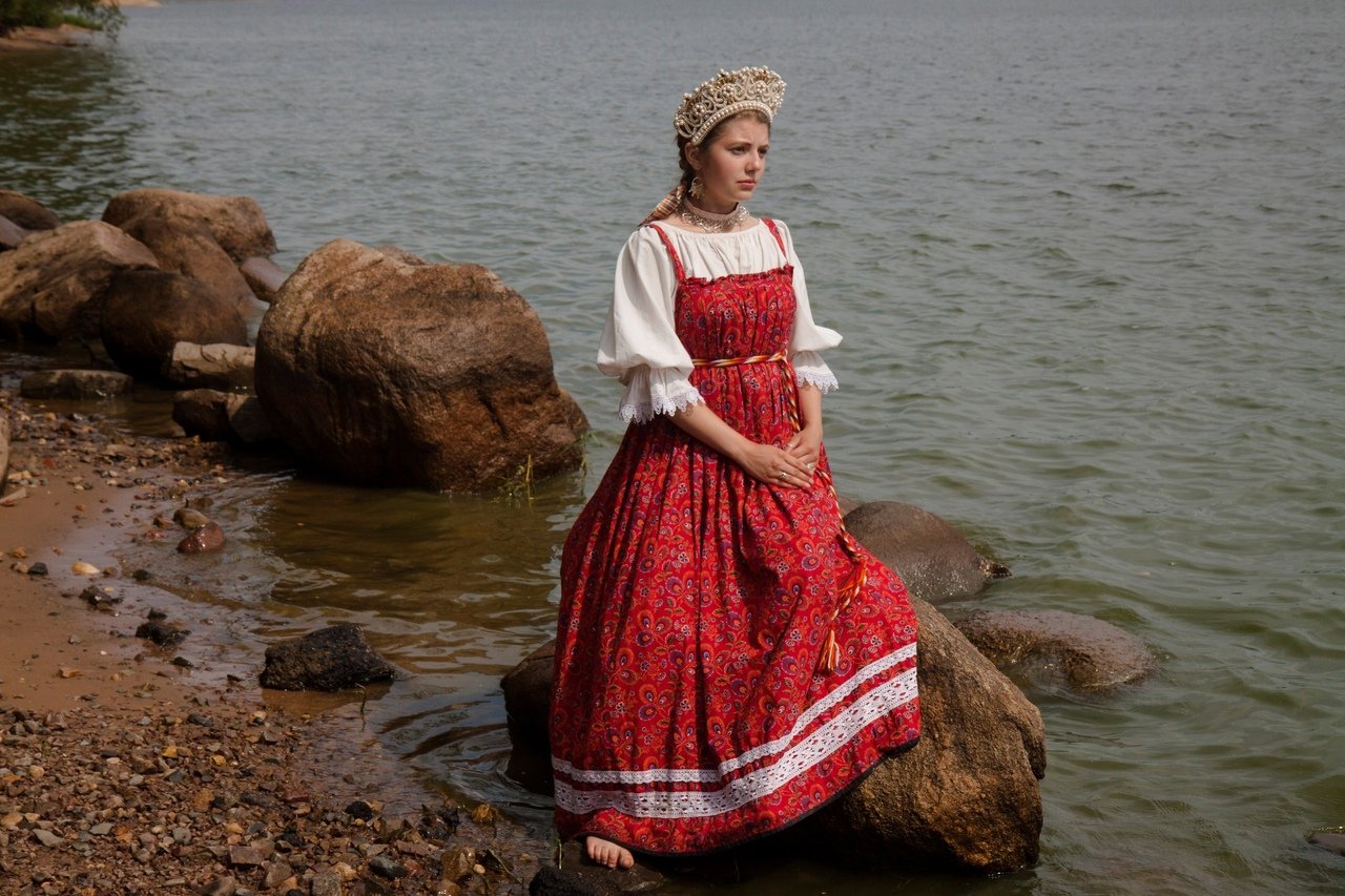 Women in Slavic costumes in Toronto