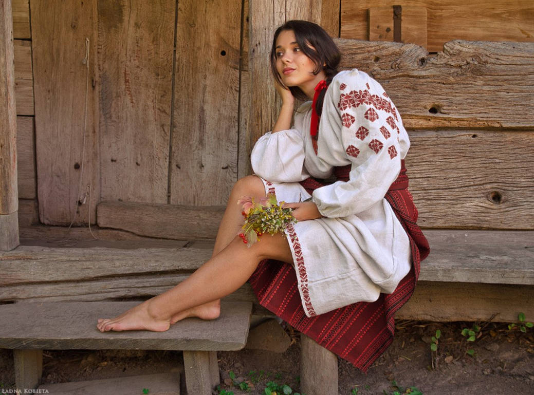 Women in Slavic costumes in Toronto